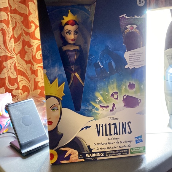 Disney Villains Evil Queen Fashion Doll Hasbro in Box - Picture 12 of 12